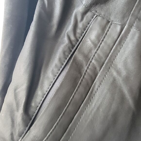 Vince Women's Genuine Leather Open Draped Front  Collar Jacket size S in black - Picture 6 of 7